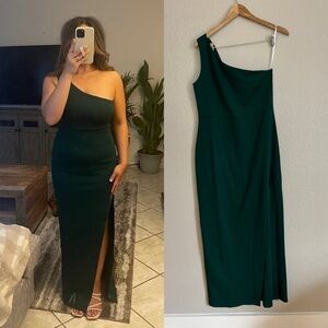 Hunter Green One-Shoulder Maxi Dress
 XL